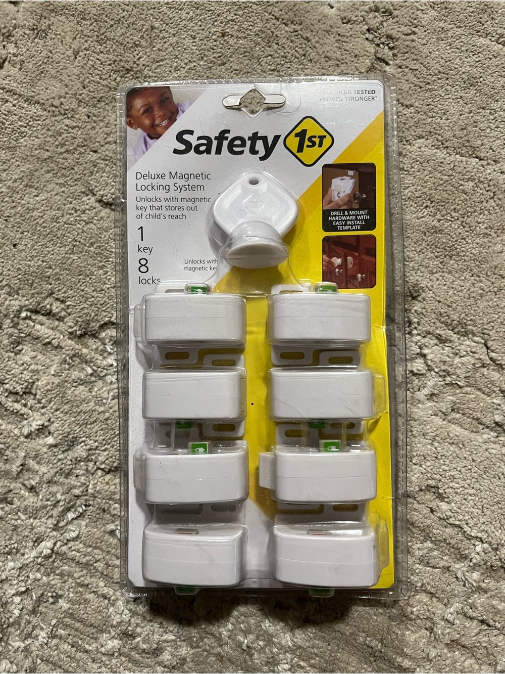 Safety 1st Deluxe Magnetic Locking System - White